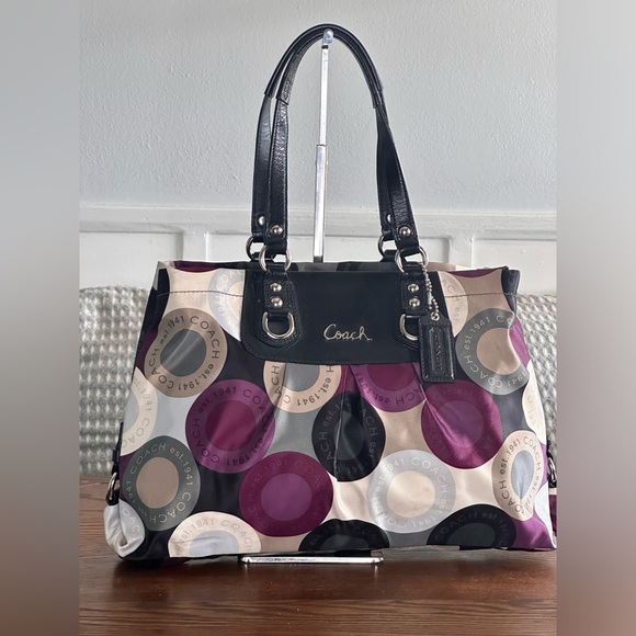 Coach Handbag - Picture 1 of 6